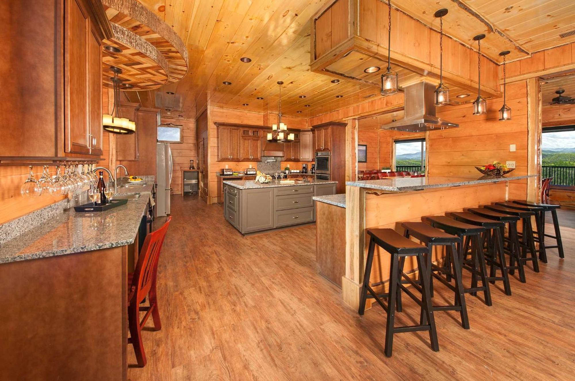 Skyview Mansion:13Bdrm, 17Bath, Sleeps 70, Indoor Pool, Amazing Views Pigeon Forge Exterior foto